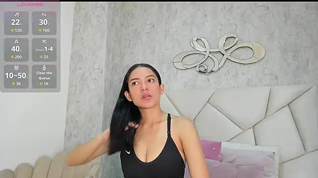 Skylerwhite02 online show from 18, 12, 2025