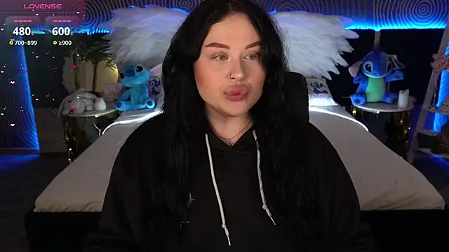 SerahMirabeli online show from 25, 10, 2025