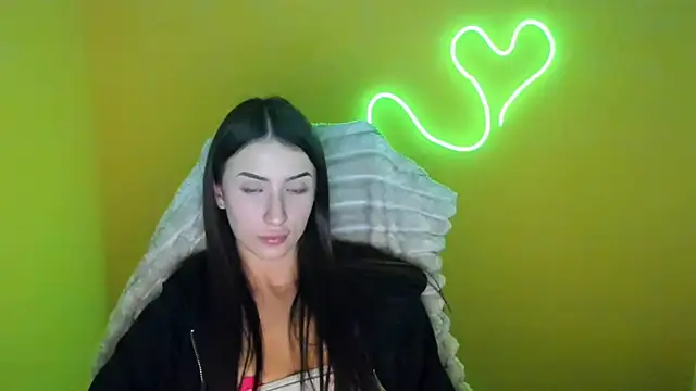 Snapshot of AlisaBubbles chatting on 30, 10, 2025 AlisaBubbles online show from 30, 10, 2025