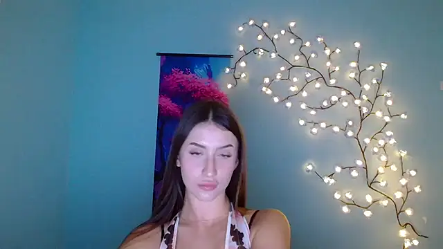 Snapshot of AlisaBubbles chatting on 14, 11, 2025 AlisaBubbles online show from 14, 11, 2025