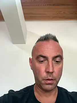 Marronglace1 online show from 18, 9, 2025