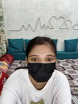Snapshot of Aahanaaa chatting on 2, 10, 2025 Aahanaaa online show from 2, 10, 2025