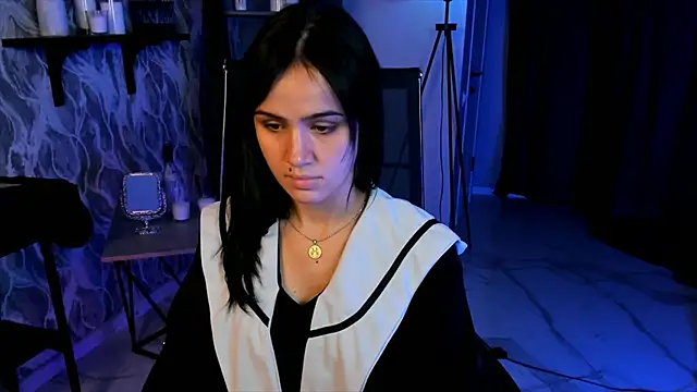 MonicaFarmer online show from 21, 9, 2025