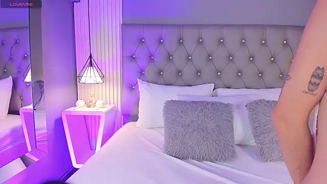 LunaBloomn online show from 18, 2, 2026