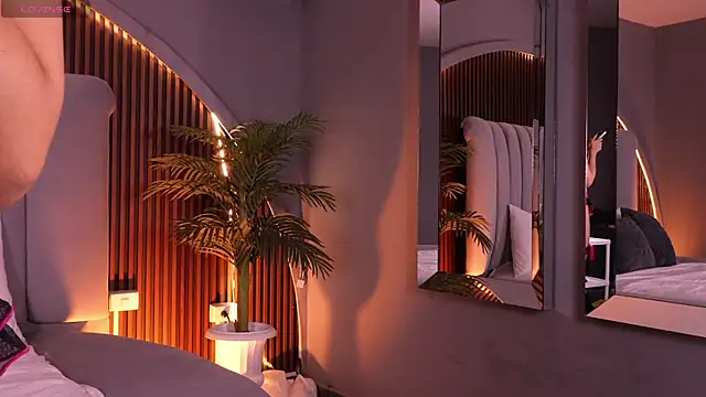 Isabellax21 online show from 7, 4, 2026