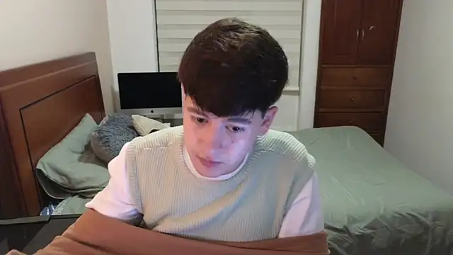 tightncuteass online show from 21, 10, 2025