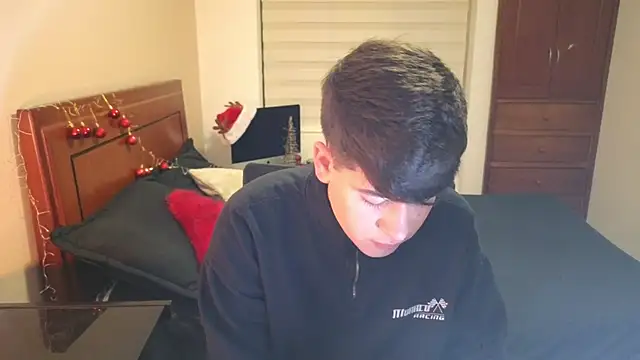 tightncuteass online show from 27, 11, 2025