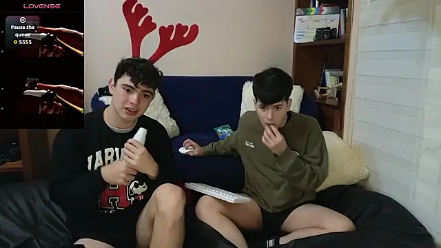 tightncuteass online show from 20, 2, 2026