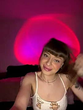 BabyBee  online show from 26, 11, 2025