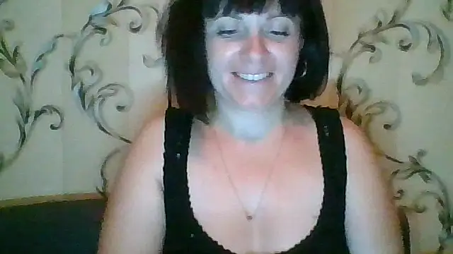 SecretSienna  online show from 15, 9, 2025