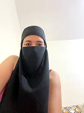 Snapshot of Wild-Nayra chatting on 24, 10, 2025 Wild-Nayra online show from 24, 10, 2025