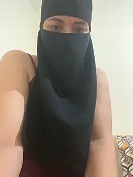 Snapshot of Wild-Nayra chatting on 30, 10, 2025 Wild-Nayra online show from 30, 10, 2025