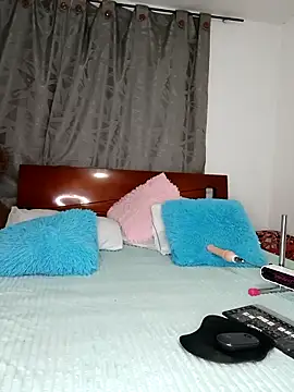 ZARAY 1118 online show from 12, 4, 2026