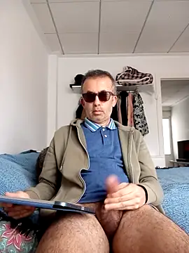 EmilioTaladdro online show from 5, 3, 2026