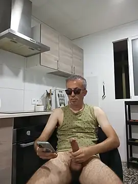 Snapshot of EmilioTaladdro chatting on 23, 6, 2026 EmilioTaladdro online show from 23, 6, 2026