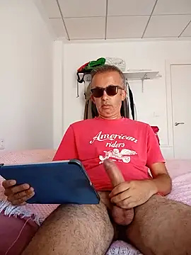 Snapshot of EmilioTaladdro chatting on 14, 7, 2026 EmilioTaladdro online show from 14, 7, 2026