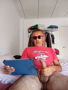 Snapshot of EmilioTaladdro chatting on 29, 7, 2026 EmilioTaladdro online show from 29, 7, 2026