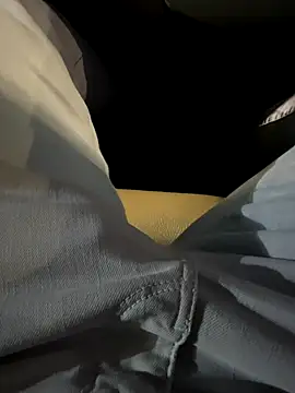 LAZ3R1 online show from 29, 9, 2025