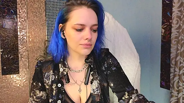 Snapshot of Eniferi chatting on 28, 9, 2025 Eniferi online show from 28, 9, 2025