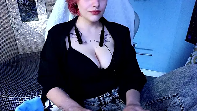 Snapshot of Eniferi chatting on 4, 2, 2026 Eniferi online show from 4, 2, 2026