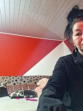 Soffy Skye online show from 13, 11, 2025