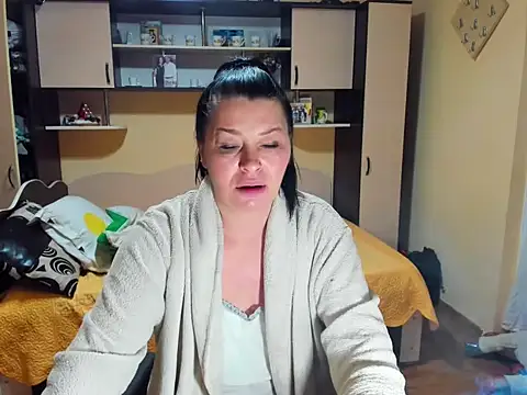 Snapshot of Soffy_Skye chatting on 17, 2, 2026 Soffy Skye online show from 17, 2, 2026