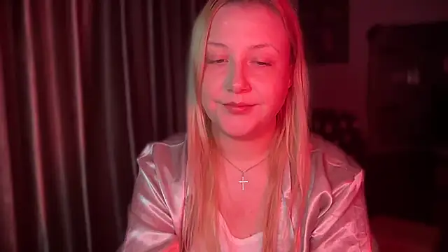 Snapshot of BikiHellena chatting on 25, 11, 2025 BikiHellena online show from 25, 11, 2025