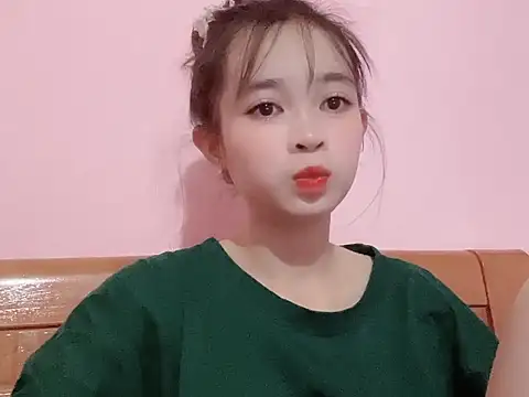 Snapshot of Suna7383 chatting on 3, 10, 2025 Suna7383 online show from 3, 10, 2025