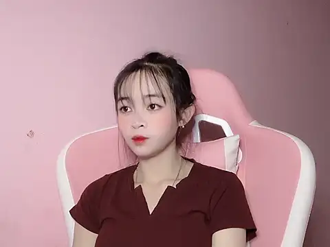 Snapshot of Suna7383 chatting on 5, 11, 2025 Suna7383 online show from 5, 11, 2025