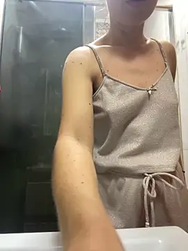 MartaLuna  online show from 1, 11, 2025