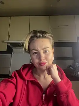 MartaLuna  online show from 5, 2, 2026