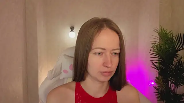 bella li   online show from 14, 12, 2025