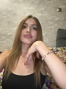 Elizabeth Tay online show from 11, 9, 2025