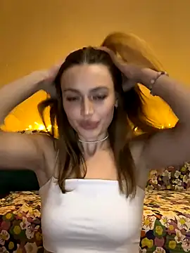 Elizabeth Tay online show from 30, 9, 2025