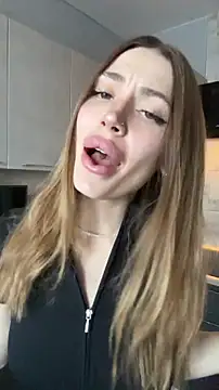 Elizabeth Tay online show from 12, 2, 2026