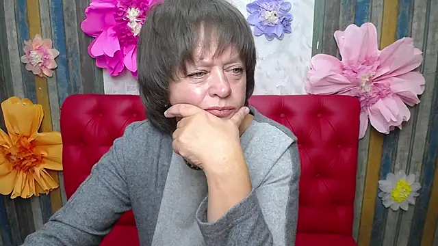 Snapshot of MaltaFora chatting on 10, 10, 2025 MaltaFora online show from 10, 10, 2025