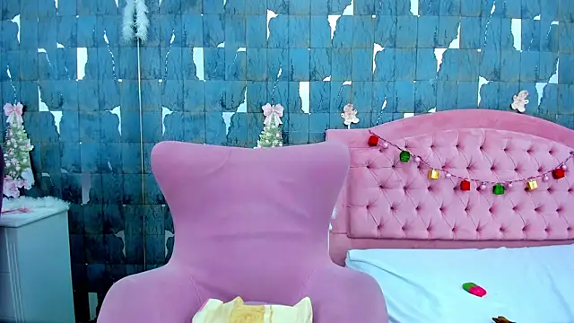 EvelynBun online show from 16, 12, 2025