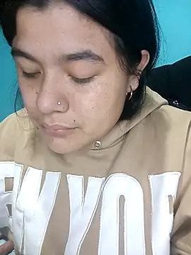 April Becker online show from 16, 4, 2026