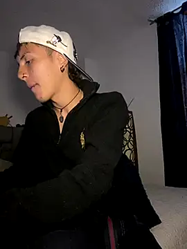 NaytonFreeman online show from 6, 10, 2025