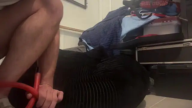 Snapshot of jasoncali305 chatting on 31, 10, 2025 jasoncali305 online show from 31, 10, 2025