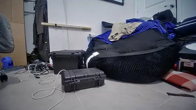 Snapshot of jasoncali305 chatting on 2, 11, 2025 jasoncali305 online show from 2, 11, 2025