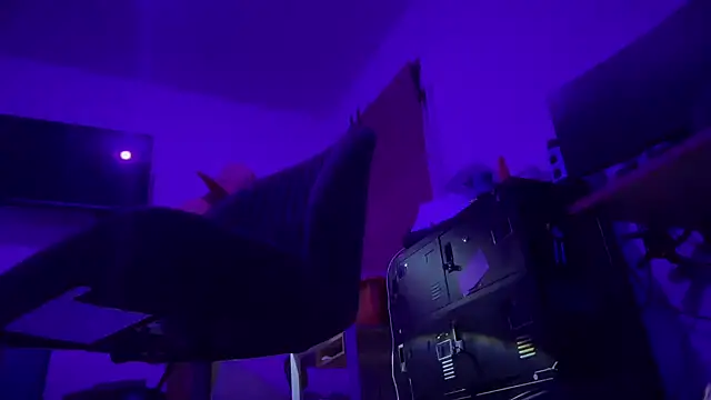 Snapshot of jasoncali305 chatting on 3, 12, 2025 jasoncali305 online show from 3, 12, 2025