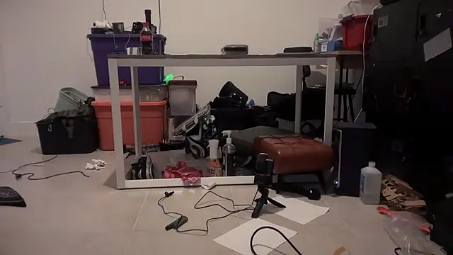 Snapshot of jasoncali305 chatting on 5, 12, 2025 jasoncali305 online show from 5, 12, 2025