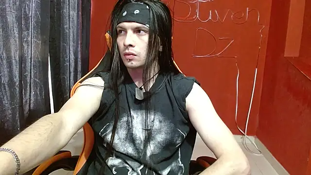 Snapshot of stvn_hot chatting on 4, 10, 2025 stvn hot online show from 4, 10, 2025