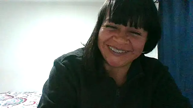 adri89-g online show from 2, 2, 2026