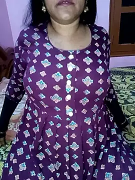 Snapshot of KannadaTamilTeluguBeauty chatting on 16, 11, 2025 KannadaTamilTeluguBeauty online show from 16, 11, 2025