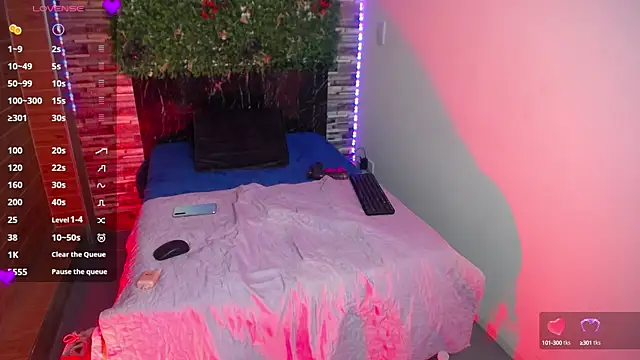 Snapshot of dayis_durand chatting on 4, 10, 2025 dayis durand online show from 4, 10, 2025