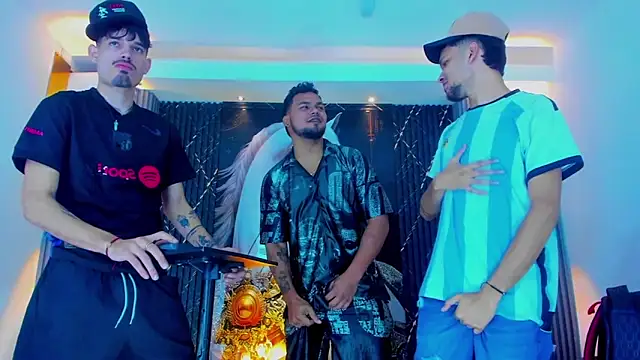 Snapshot of Iam_Steven chatting on 22, 9, 2025 Iam Steven online show from 22, 9, 2025