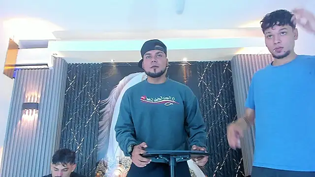 Snapshot of Iam_Steven chatting on 12, 10, 2025 Iam Steven online show from 12, 10, 2025