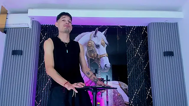 Snapshot of Iam_Steven chatting on 26, 11, 2025 Iam Steven online show from 26, 11, 2025